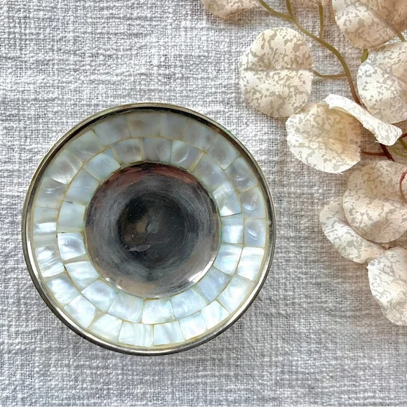 Pedestal Style Candle Holder or Trinket Dish Silver Plated Over 4” Wide - Picture 3 of 11